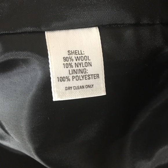 Hinge Cropped Wool Jacket - Picture 7 of 7